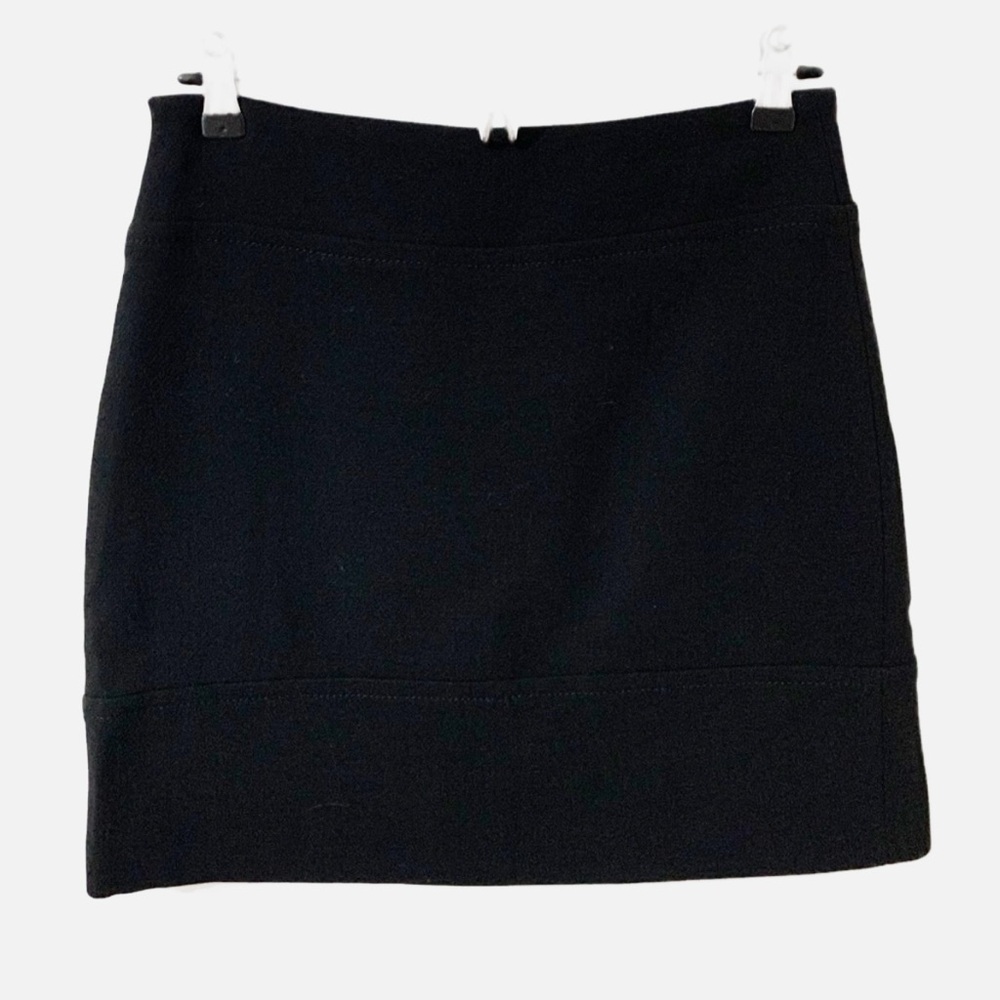Tara Jarmon Fully Lined Wool Blend Fit and Flare Structured Mini Skirt Black ⬛️